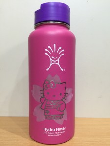 alt="engraved hydro flask maui hawaii"